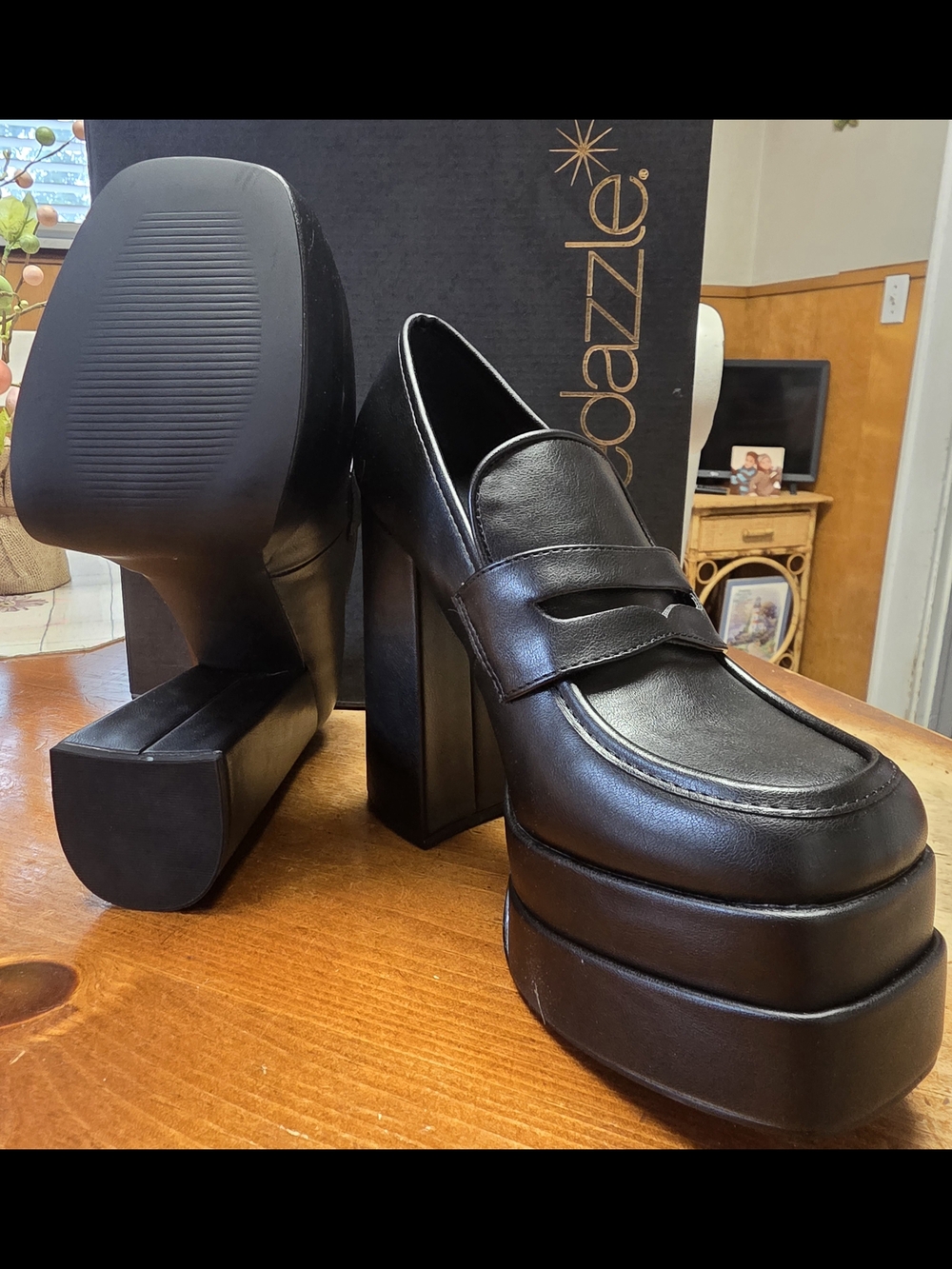 Shoe Dazzle Black Chunky Platform Loafers for Men